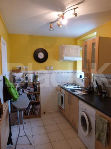 			2 Bedroom, 1 bath, 1 reception Flat			 Colney Hatch Lane, Muswell Hill